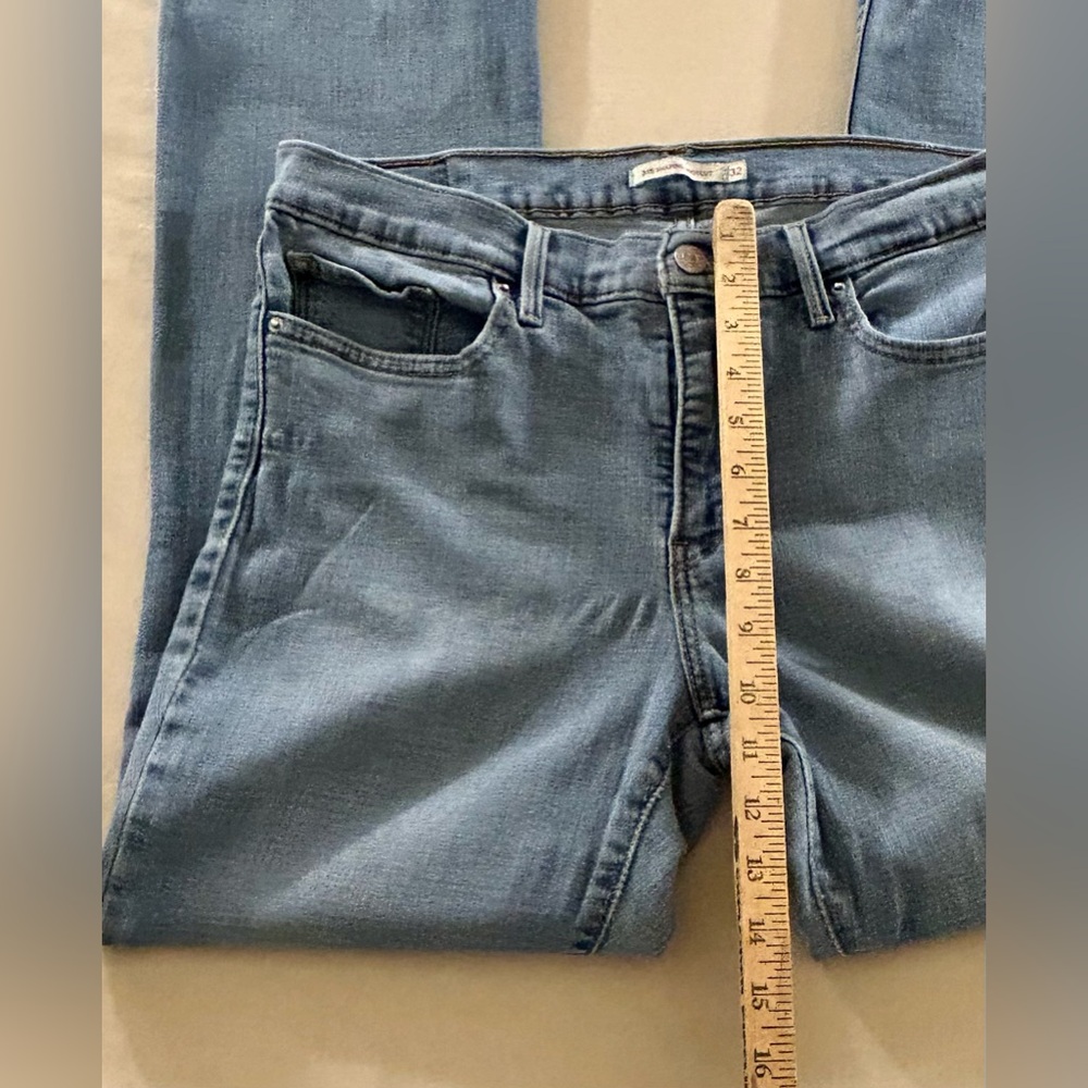 LEVIS WOMENS BLUE JEANS 315 SHAPING BOOTCUT SIZE 32 LONG - Picture 10 of 12